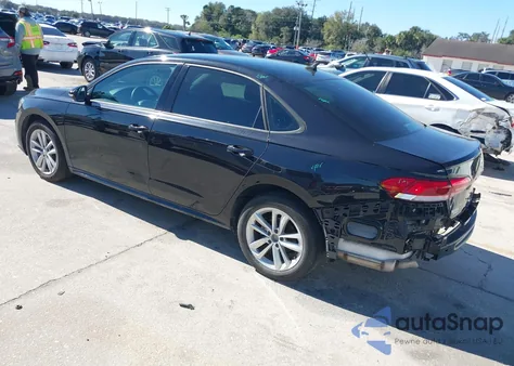 2021 Volkswagen Passat 2.0T S z USA, uszkodzony, nr VIN 1VWAA7A33MC008579